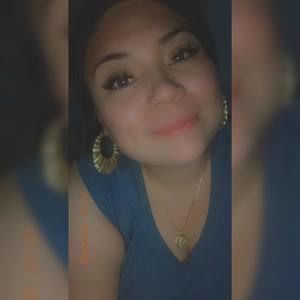 Meet your Posher, Roxanne